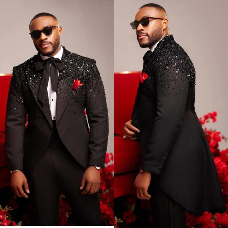 Sparkly Sequins Suits For Men One Button Peaked Lapel Blazer Sets Plus Size 2 Pieces Prom Male Party Customized Outfits