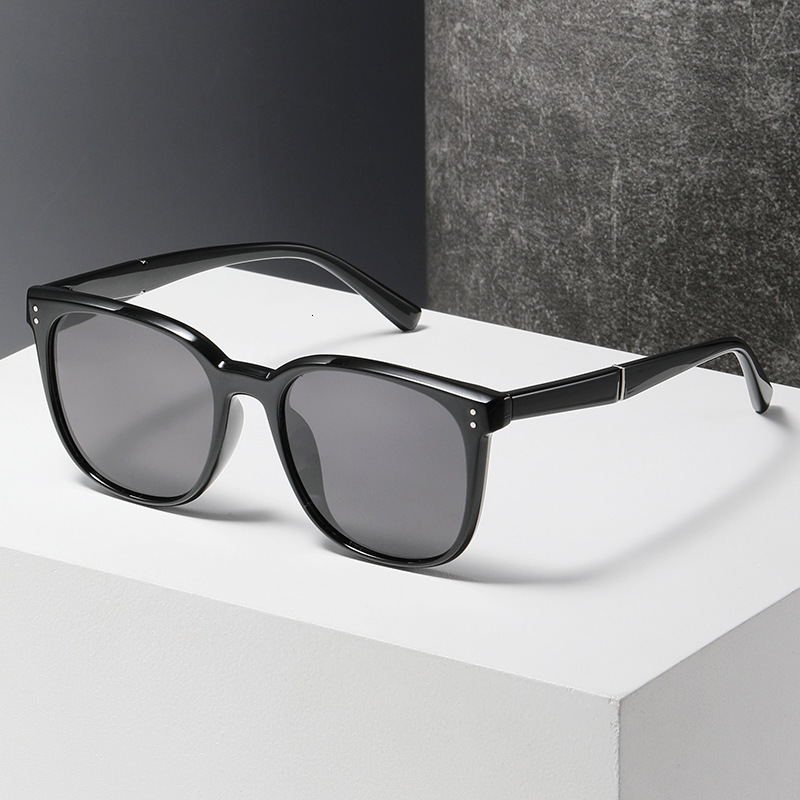 2026 New Fashion Square Frame Polarized Outdoor Personalized Sun Protection GM Sunglasses for Men,