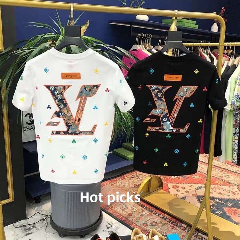 Summer trendy new men's short-sleeve T-shirt with fashionable watercolor foam print, casual and stylish slim-fit half-sleeve T-shirt