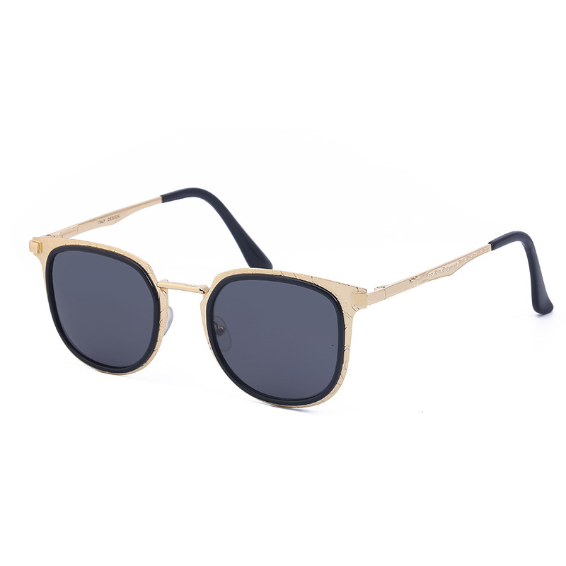2026 Retro Square Frame Trendy New Polarized Sunglasses for Men Outdoor Fishing Glasses Wholesale