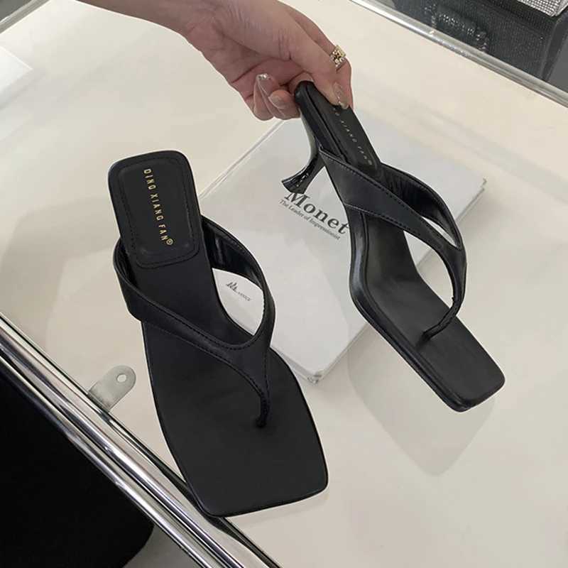 2025 Summer New Women Slipper Fashion Narrow Band Slip On Flip Flop Thin High Heel Outdoor Dress Slides Vacation Sandals K260312