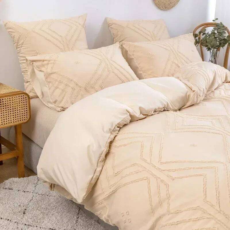 3pcs/set Lightweight Down Bedding Khaki Tufted Duvet Line Comforter Cover Geometric Bed Set for All Season H260312