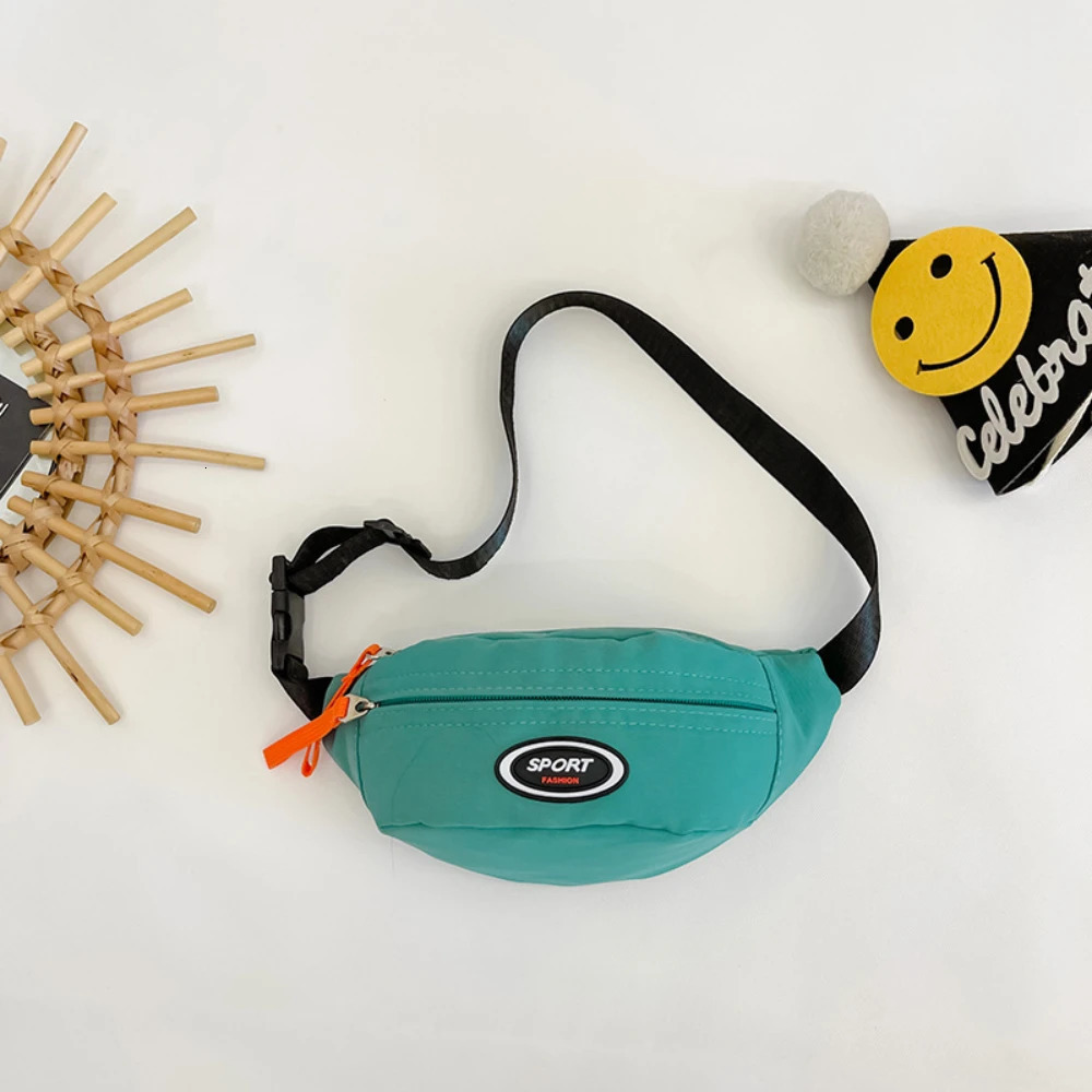 Childrens chest bag boys cool and fashionable crossbody simple individual Korean style Harajuku trave 260311
