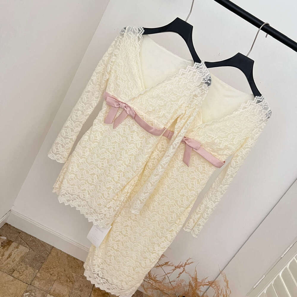 French ladies' elegant color blocked lace cross V-neck long sleeved A19 dress suitable for women's slim fit dress