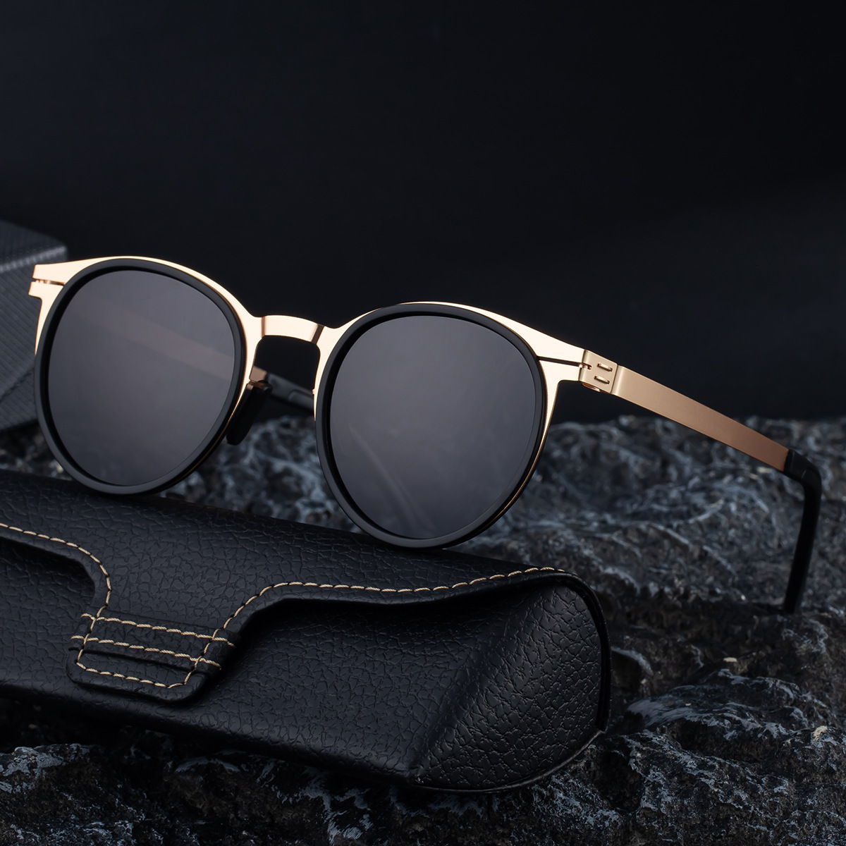 2026 New Oval Polarized Metal Retro Trendy Outdoor Sunglasses for Men,