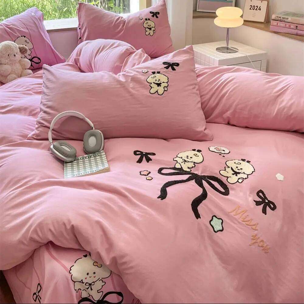 Cartoon Embroidery Bedding Double Sided Printing Duvet Pillowcase Washed Cotton Four-Pieces Set Quilt Cover Bed Sheet H260312