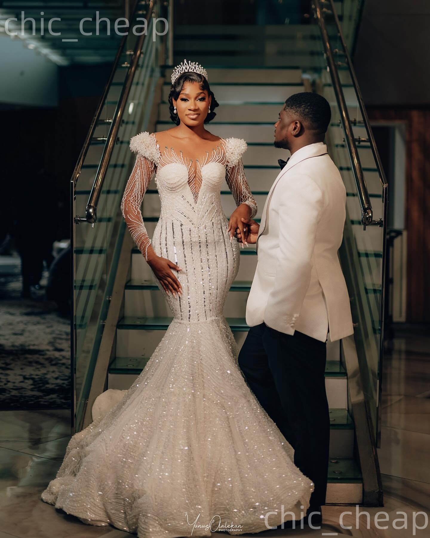 African Aso Ebi 2026 Ivory Mermaid Wedding Dress Rhinestones Beaded Sequined Sheer Neck Sparkly Elegant Bridal Gowns Dresses ZJ240