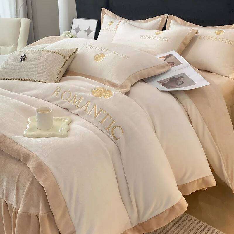 Milk fleece autumn four-piece set winter warmth, light , small clear and cute style H260312