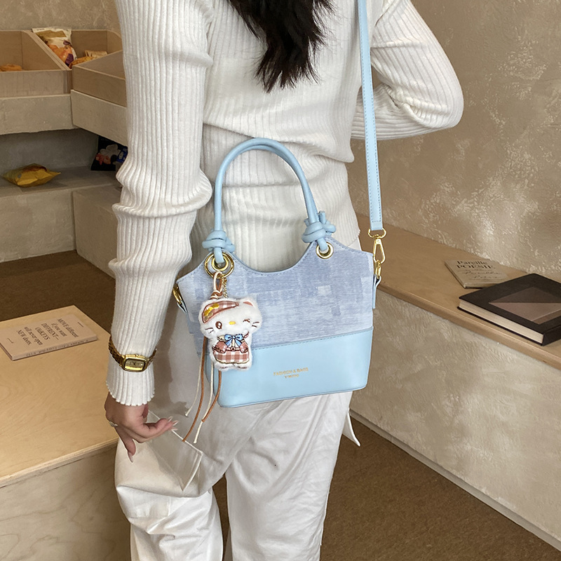 New multifunctional luxury handbag bucket bag retro fashion chic texture shoulder bag crossbody bag designer bag