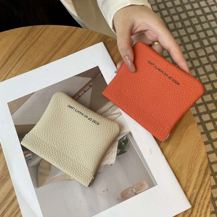 Luxury fashion wallet New Spring Clip Bag Automatic Closing Storage Pouch Coin Purse Mini Portable Lipstick Bag