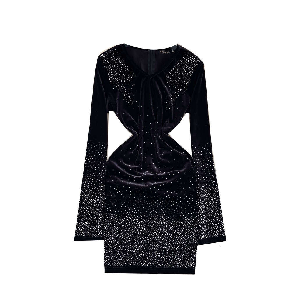 Ladies' black A15 evening gown, European and American niche, light luxury, heavy rhinestone details, waist cinching, slimming and elegant