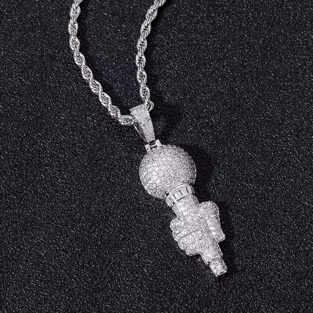 Luxury VVS Moissanite Diamond Pendant 925 Sterling Silver Iced Out Rappers Microphone Hip Hop Bling Charm Singer Gift Jewelry