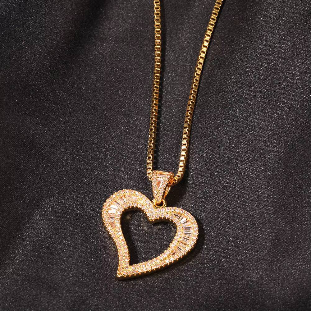 Mini Hollow Heart Pendant Iced Out Bling Charm With Box Chain Statement Necklace Men Women Hip Hop Chains for Jewelry Gift