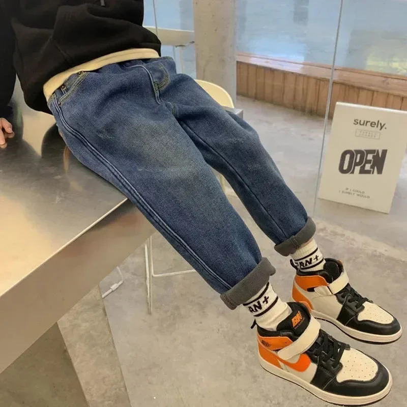 Winter Velvet Lined Boys Jeans Pants Elastic High Waist Warm Kids Vaqueros Pantalones Vintage Thick Plush Children Denim Calca 260311
