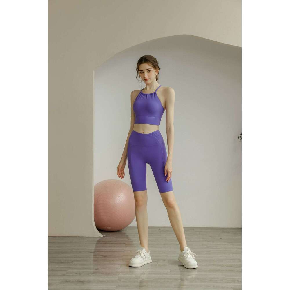 Women's sports Designer with chest pads and thin straps, yoga tank top, shockproof, anti-sagging, sexy backless fitness bra