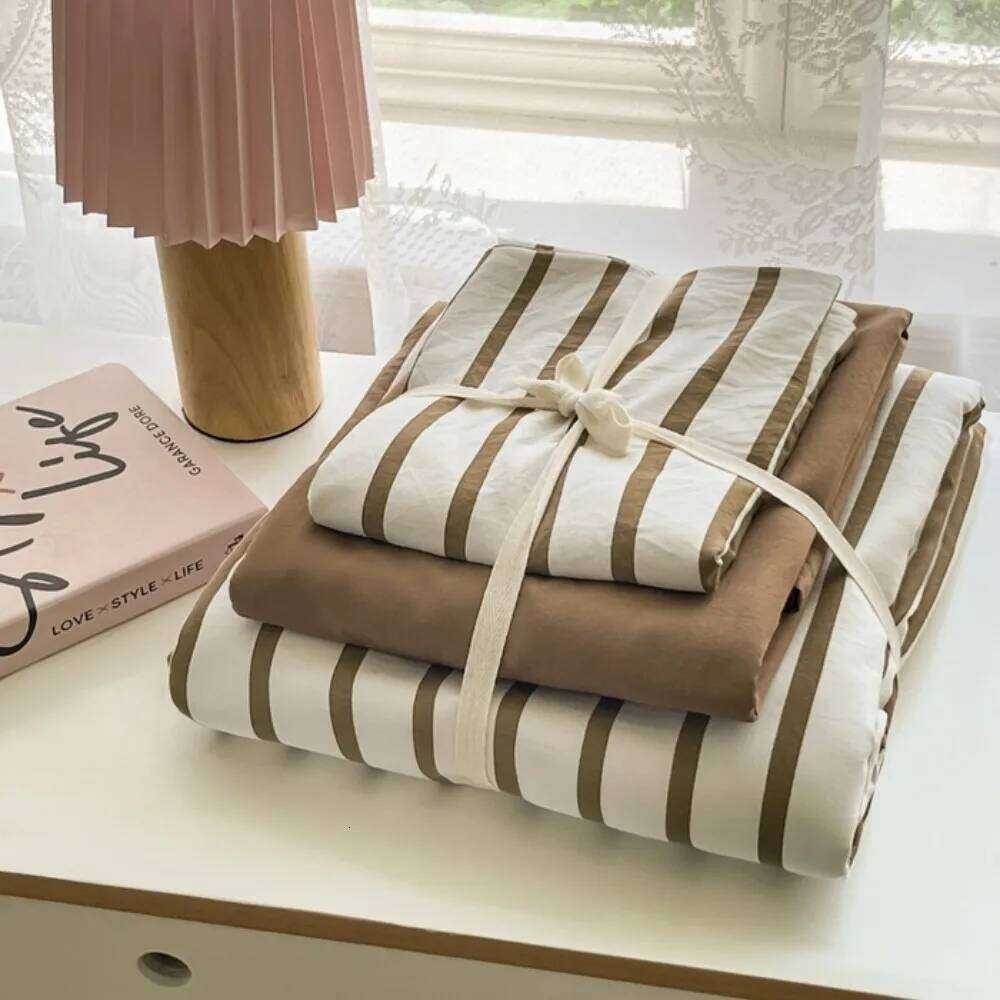 Striped Bedding Korean Style Duvet Cover Flat Sheets Single Twin Double Size Bed Linen Set All Season Birthday Gift H260312