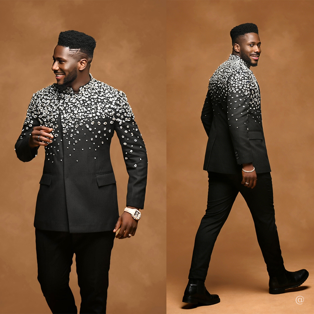 Hand Made Crystal Men Wedding Tuxedos 2 Pieces Beading Groom Pants Suits Banquet Party Birthday Wear Customized