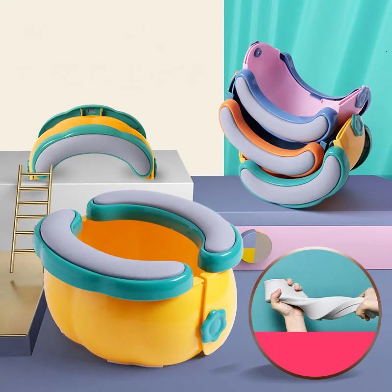 Baby Toilet Portable Travel Potty Foldable Kids Training Seat Easy to Clean With Storage Bag and 20 Garbage Bags 260311