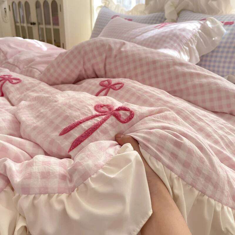 Korean Style Bedding 2025 Pink Grid Bow Quilt Romantic Bed Sheet Sets Woman Girls Bedroom Duvet Cover 4pcs H260312