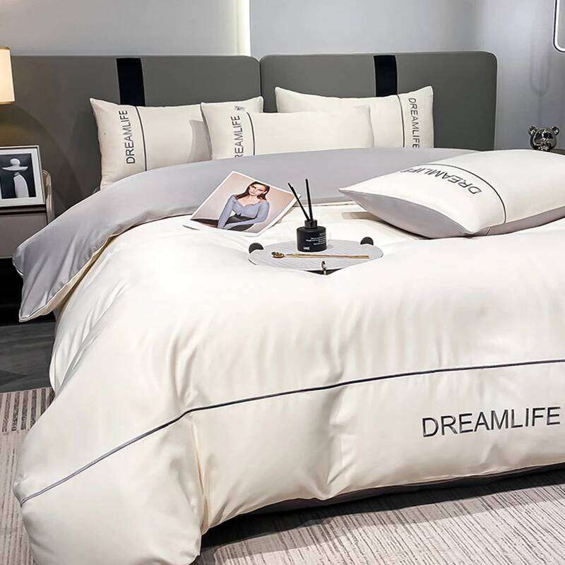 100% Embroidery Bedding Sets High-End Summer Ice Silk Soft Duvet Kit Skin Friendly Cooling Comforter Cover Set H260312