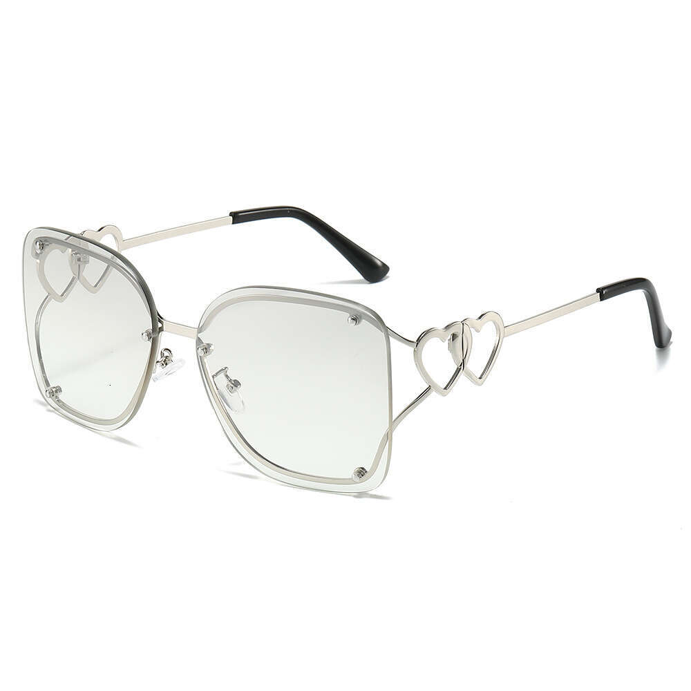 New Square Glasses, European And American Style With Unique Double-Heart Design, Large Frame Ins-Style Sunglasses For Women