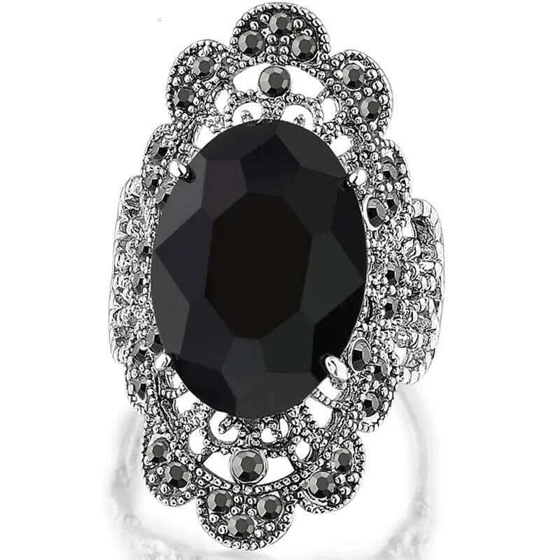 Huitan Big Oval Black Acrylic Hollow Design Punk Accessories for Women Hyperbole Rings Hip Hop Daily Wear Party Jewelry H260312