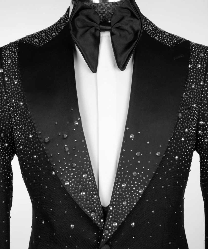 Luxury Crystals Men Suit 2 Pcs Blazer Pants Peaked Lapel Formal Occasions Coat Wedding Groom Tuxedo Customized