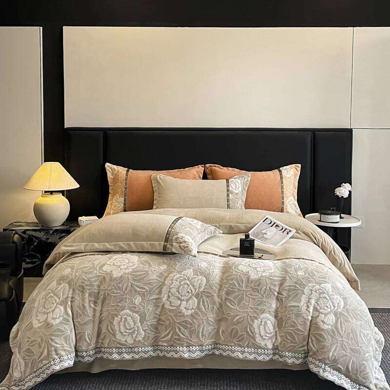 4Pcs Carved Milk Flowers Bedding Warm Thickened Winter Crystal Velvet Flannel Duvet Cover Set Bed Sheet Pillowcases H260312