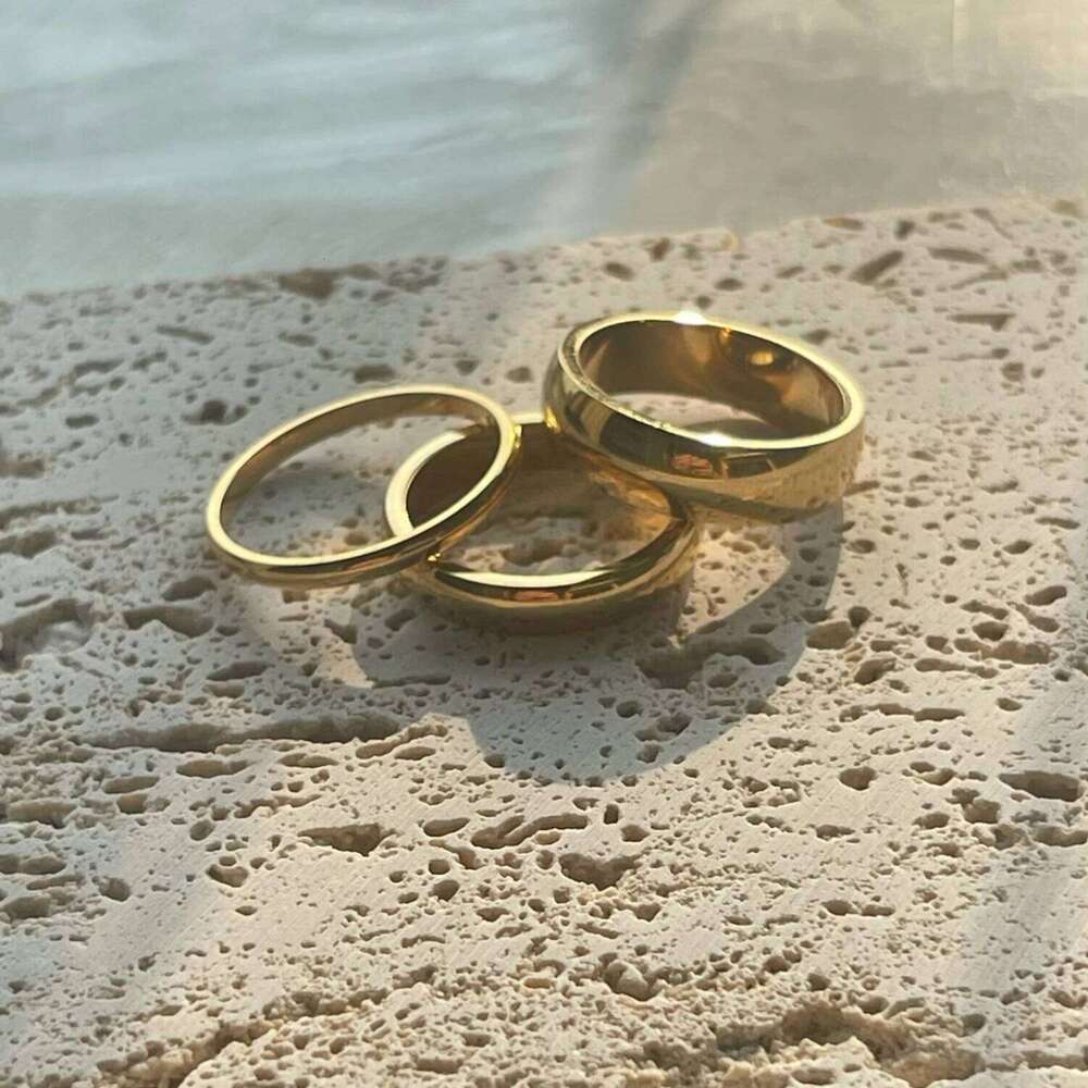 Minimalist Simple Smooth Stainless Steel Ring for Women and Men Classic 18K Gold Plated Couple Rings Wedding Engagement Jewelry H260312