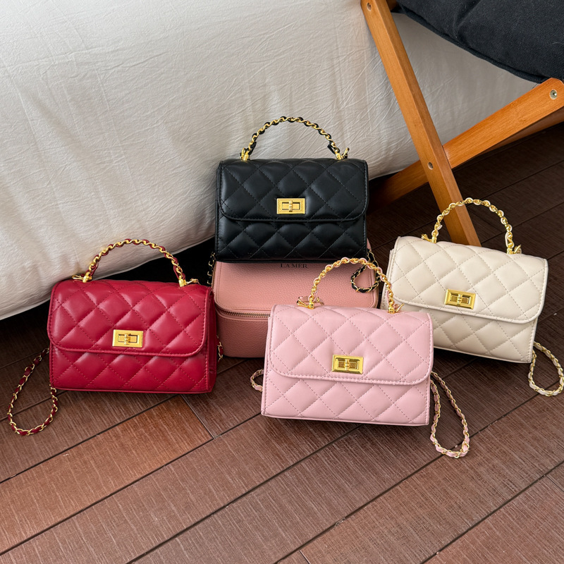 Elegant Quilted Handbag New Multi functional Shoulder Bag Commuter Small Square Bag Crossbody Bag Quilted Chain Bag Designer Bag