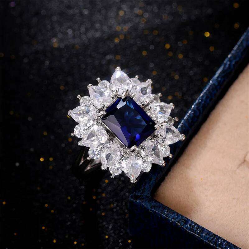 Huitan Sparkling Blue/White Cubic Zirconia for Women Wedding Engagement Party Noble Female Rings Anniversary Gift Jewelry H260312