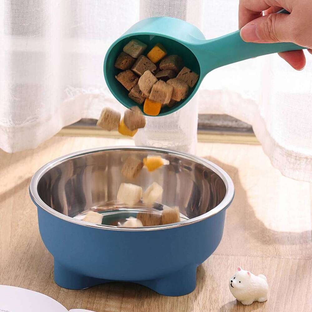 A stainless steel pet dog bowl is anti slip and easy to clean indoors 26Y0312