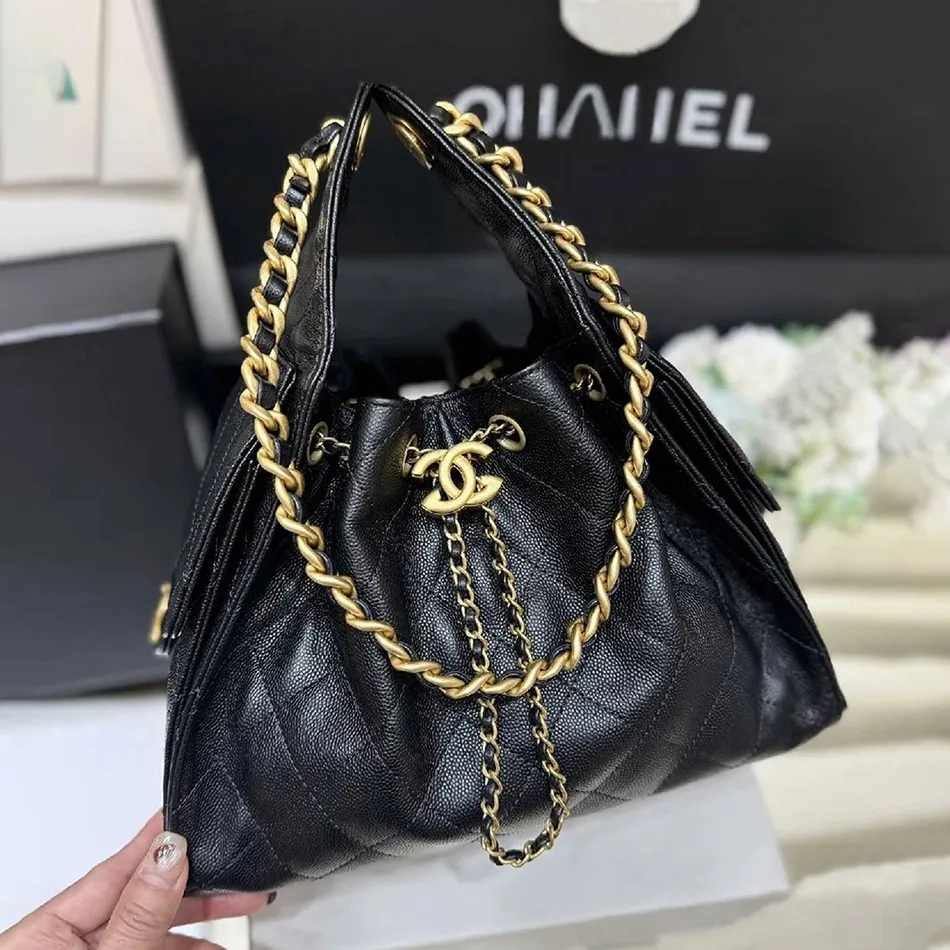 Designer Bags Luxury GST Bag Top grade Caviar Cow Leather Classic Quilted Plaid Metal Chain Shoulder Bag Designer Women's Shopping Bag Vintage Underarm Beach Tote00