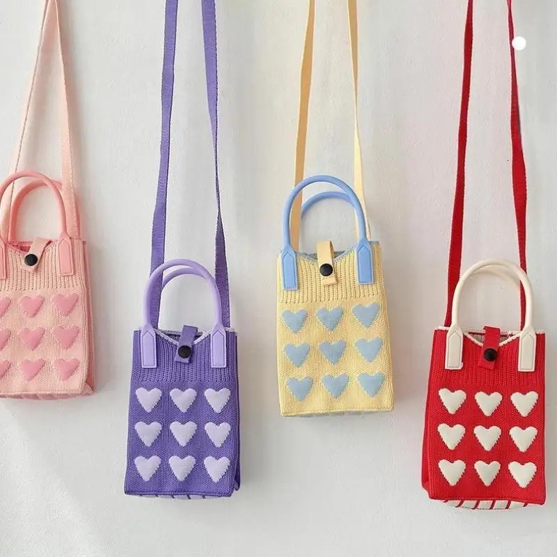 SXH 1Pcs Girls Cute Outdoor Crossbody Bags Korean Fashion Heart Knitted Mini Square Handbag For Women Small Phone Shoulder Bag 260227
