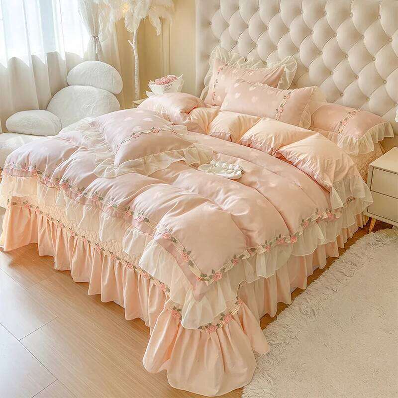 4Pcs Pure Cotton French Flowers Lace Ruffles Princess Wedding Bedding Set Duvet Cover Quilted Bedspread Bed Skirt Pillowcases H260312