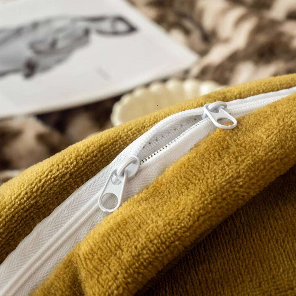 Autumn Winter Warm Coral Fleece Bedding Leopard Print Rabbit Plush Thicken Duvet Cover Bed Sheet Pillowcases Four-Piece Set H260312