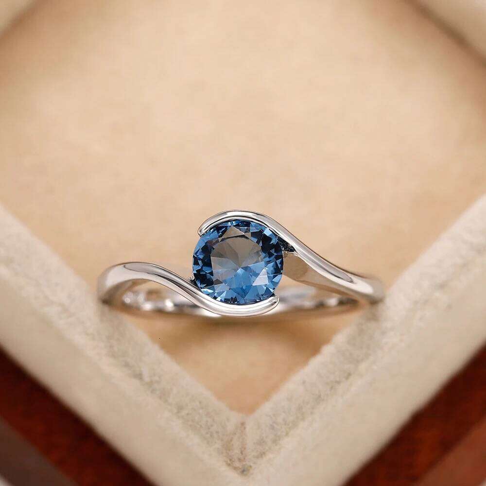 Huitan Solitaire Band Women's with Blue Cubic Zirconia Simple and Elegant Bridal Wedding Rings 2022 Trendy Jewelry H260312