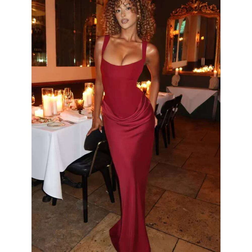 Fashion Pleated Sling Maxi Dress Women Elegant Solid Sleeveless Square Neck Off-shoulder Slim Fit Robes Lady Evening Party Gowns C260311