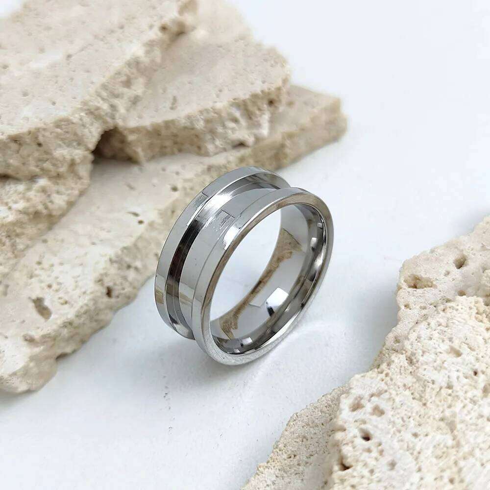Stylish and charming stainless steel gold-plated men's simple fluted women's rings, wedding party jewelry H260312