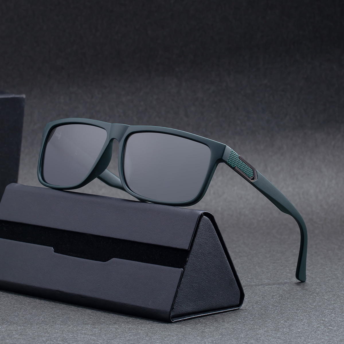 2026 New Fashion Square Frame Polarized Personalized Trendy Outdoor Street Style Sun Protection Sunglasses for Men,