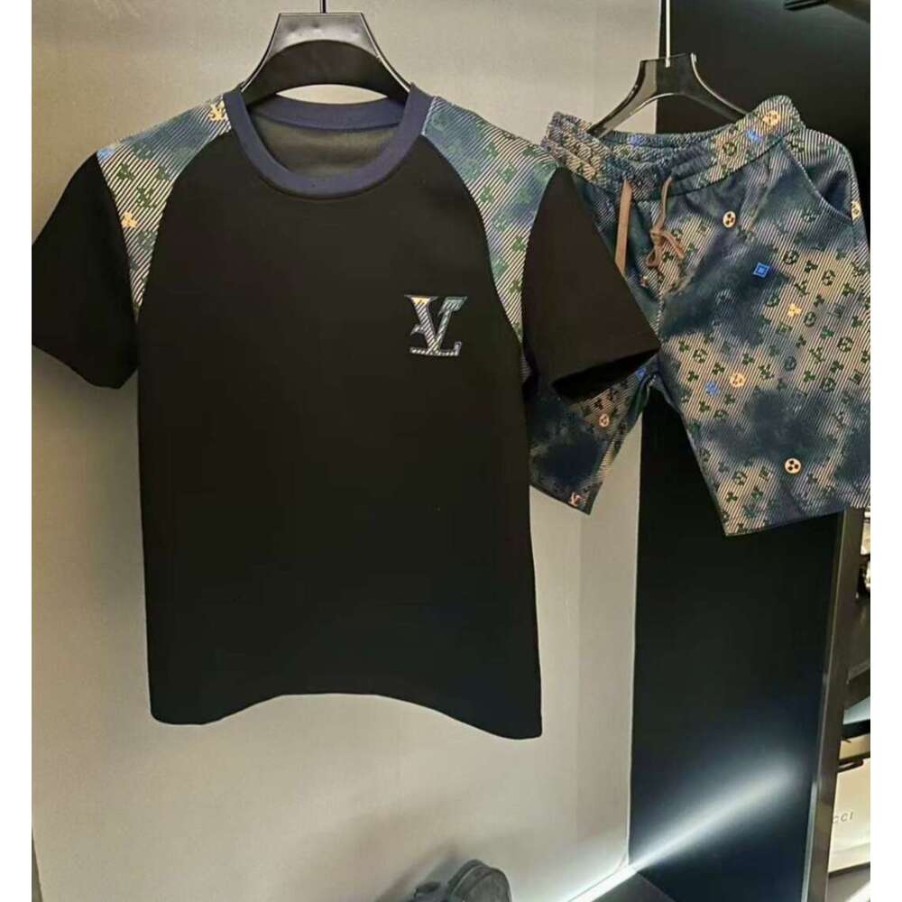 Men's Casual Short-Sleeve Top, Light Luxury Fashion, Hong Kong Style, Loose Fit, Trendy Brand, Round Neck, Slimming T-Shirt, Popular Item Asia Si