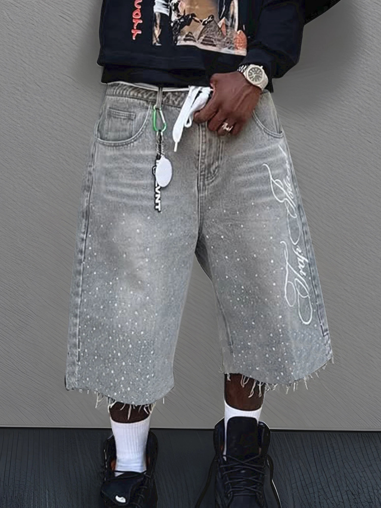 Men s Stylish Knee-Length Denim Shorts with Embroidered and Rhinestone Detailing for Summer Casual Wear 260310