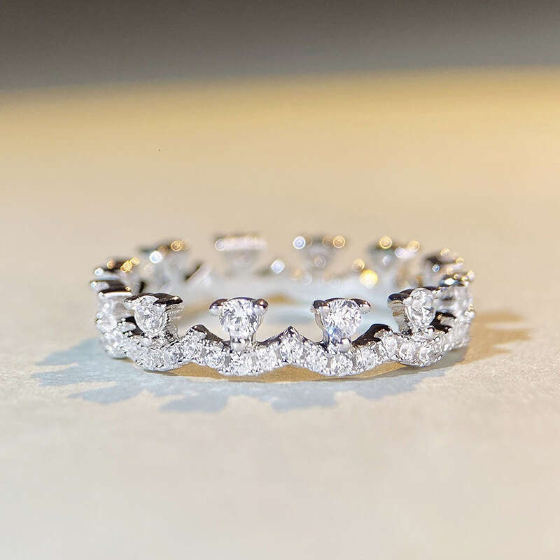 Fashion Luxury Diamond Rings for Women Princess Small Crown Elegant Wave Stacking Ring