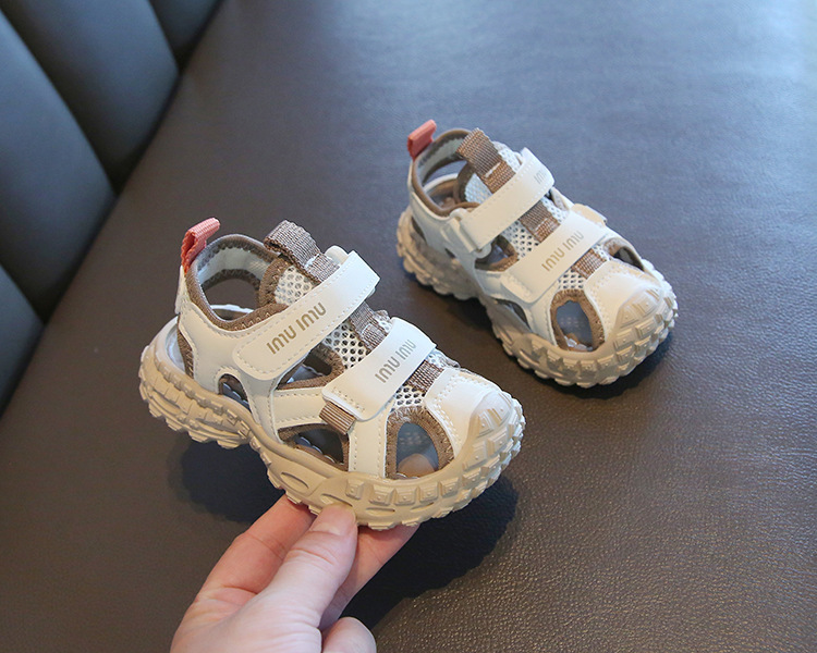 Kids Closed Toe Sport Sandals eco-friendly safety comfort lightweight Punta Cerrada Breathable Mesh Non-Slip Toddler Beach Shoes with Adjustable Strap