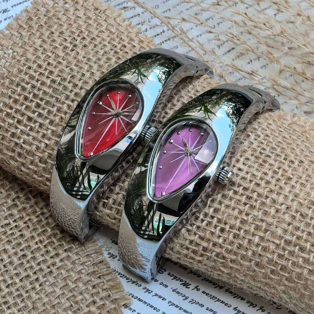Millennium style shaped y2k water drop retro trend niche female personality medieval watch lotus silver bracelet