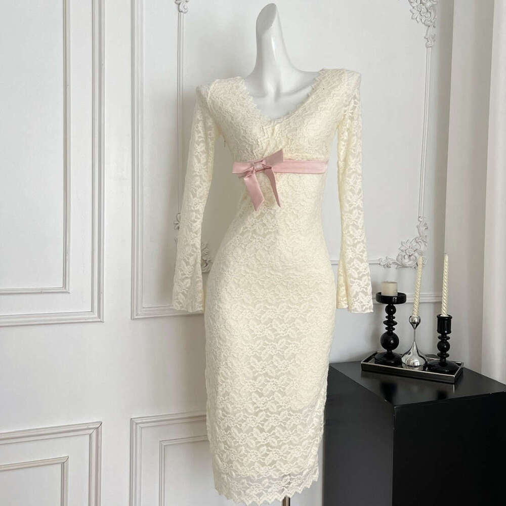French ladies' elegant color blocked lace cross V-neck long sleeved dress suitable for A15 women's slim fit dress