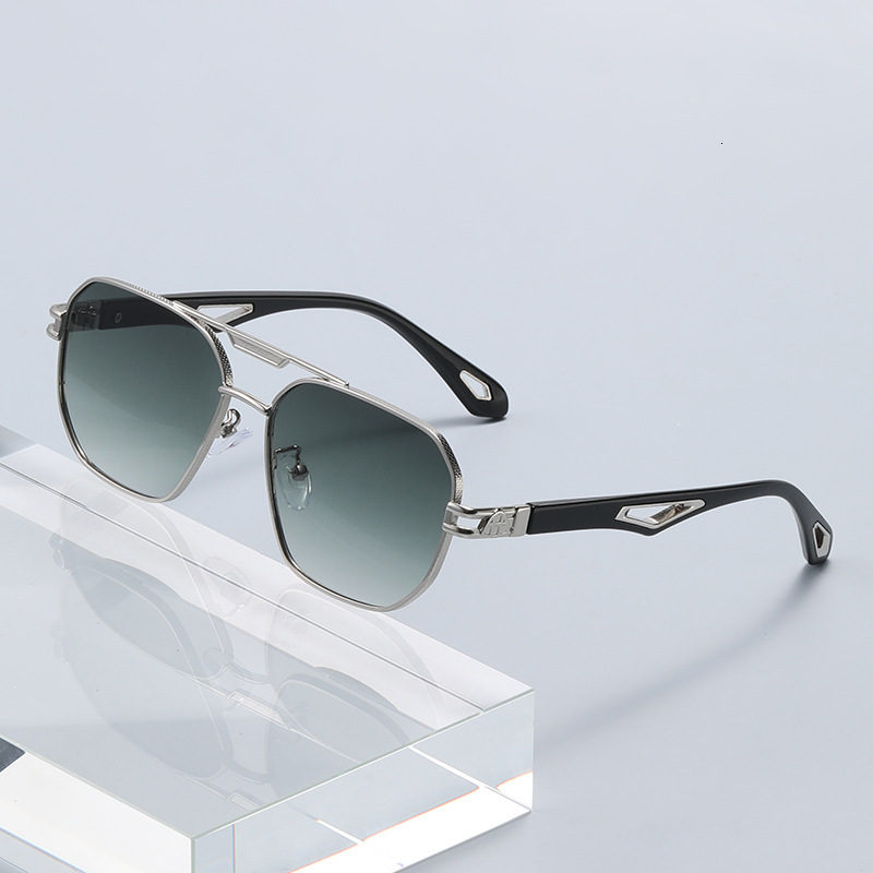 New Square Frame Metal Fashion Versatile Multi-color Style Trendy UV Protection Travel Sunglasses