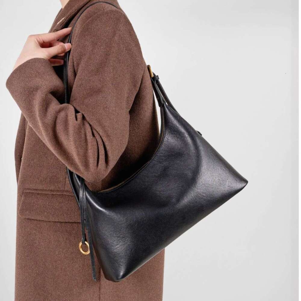 Luxury Shoulder Bags Totes Hobo Versatile Top Layer Vegetable Tanned Tote New Single Underarm Genuine Leather Large Capacity Commuter Women S Bag SENY