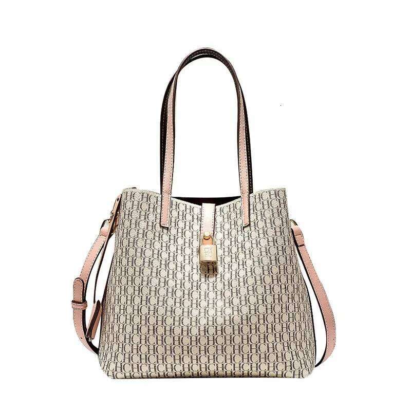 CH Large Capacity Handbag Daily Commuting High-End Versatile PU Material Letter Printed Design Women's Crossbody Bag