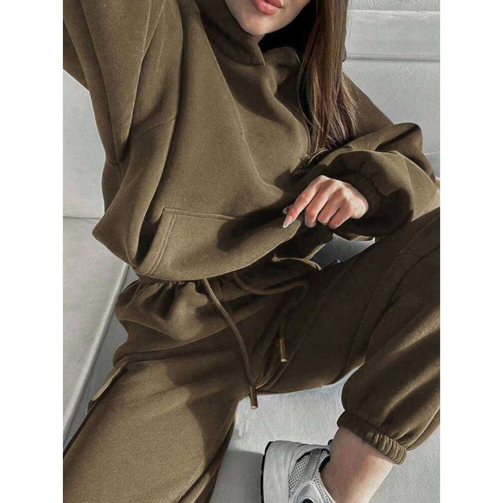 Autumn 2024 new women's casual sports hoodie Solid color long sleeved pocket hoodies Lace up work pants Lady's two piece set C260312